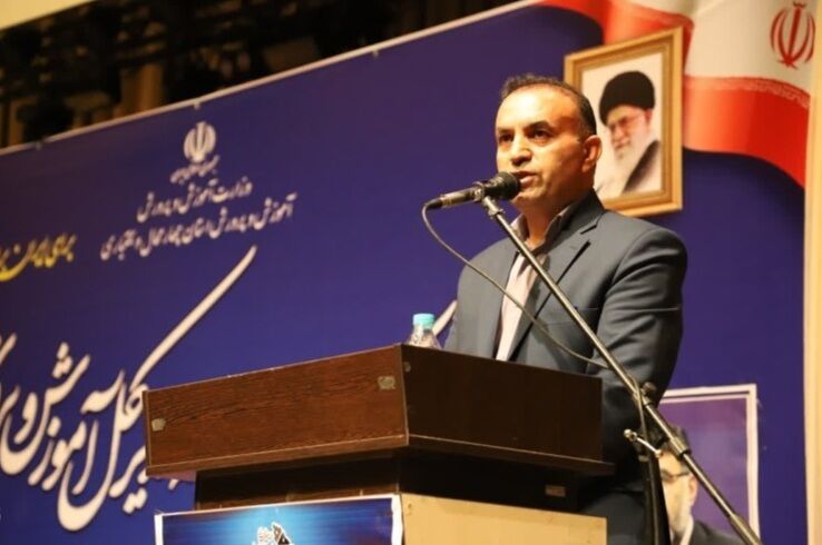 جشنواره اقوام، فرصت طلایی آموزش و پرورش برای تحکیم بنیادها/غرفه سازمان دانش‌آموزی در خط مقدم رصد اخبار جشنواره است
