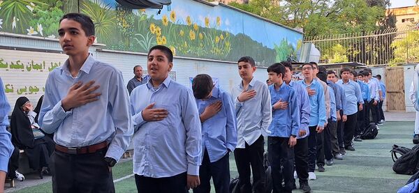 بازگشایی مدرسه شهید مطهری با لبخند مهر 