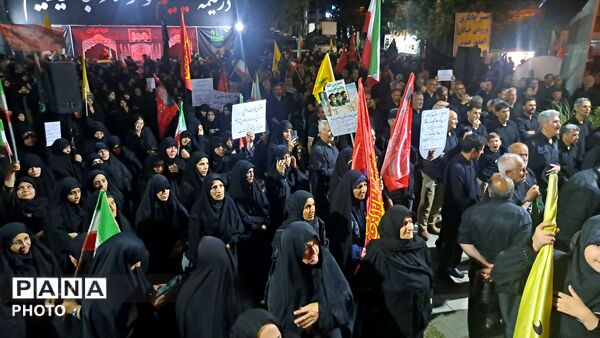 قاب ماندگار مردم نظرآباد در بیعت با رهبر