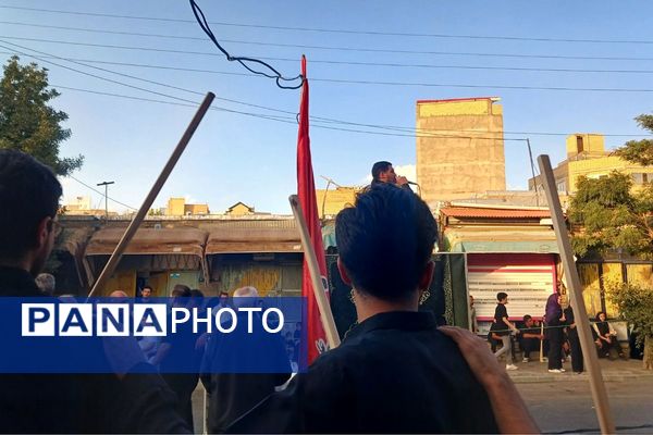 برگزاری مراسم «شاه حسین گویان» اربعین در شهرستان تکاب