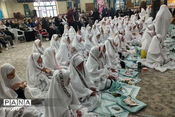  پروانه ها در آسمان بندگی؛ جشن تکلیف پروانه ها در پیشوا