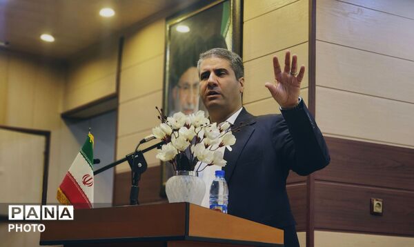  گردهمایی مدیران مدارس منطقه ۱۳ شهر تهران