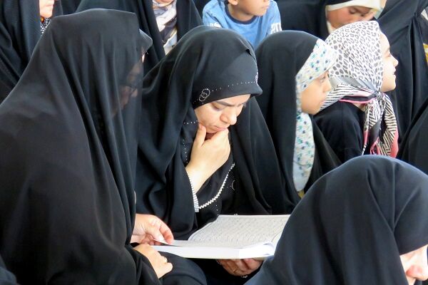 مراسم قرائت دعای عرفه در شهر درق 