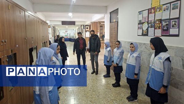 جلسه سفیران سلامت در دبستان دخترانه فرهنگیان ۲ 