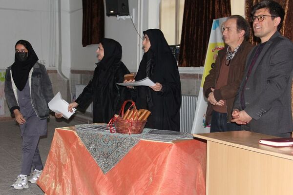 برگزاری اولین جشنواره هنرهای تجسمی در بهارستان‌۲