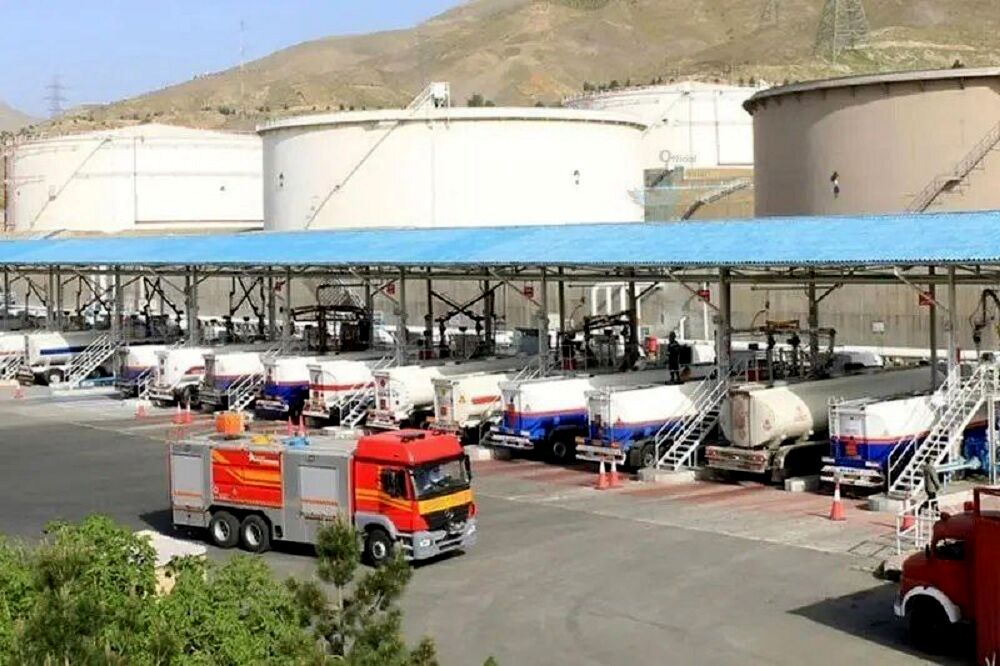 اطمینان خاطر از کافی‌بودن ذخایر بنزین؛اعمال محدودیت مقطعی