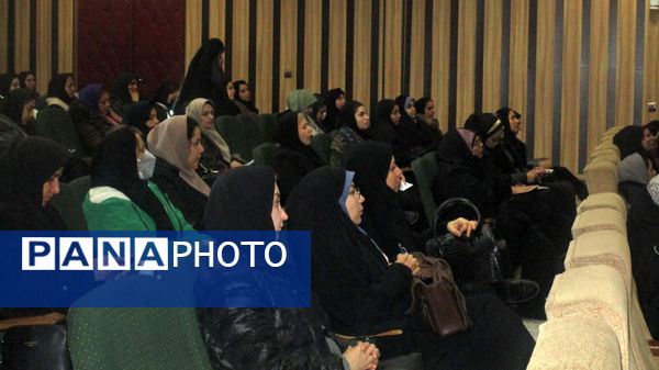 جلسه هم افزایی رابطان مشاور در کانون امام علی(ع) ناحیه یک کرج