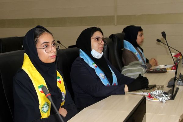 شور و نشاط در سیزدهمین دوره انتخابات شورای دانش‌آموزی کرمان