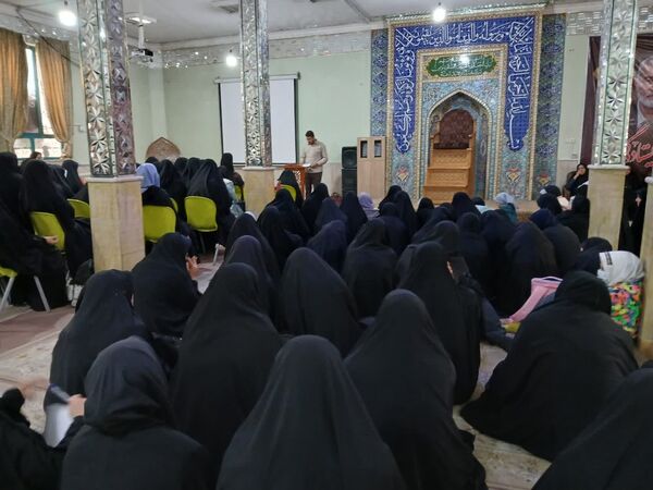 برگزاری جلسه توجیهی هیات‌های دانش‌آموزی دختران آموزش و پرورش ناحیه۶ مشهد