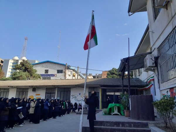 یادواره شهید دانش‌آموز قدرت الله قربانی نصر آبادی در مدرسه واثقی
