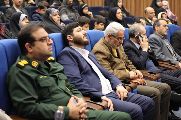 آیین گشایش سالن آمفی‌تئاتر فرهنگسرای گلستان در البرز