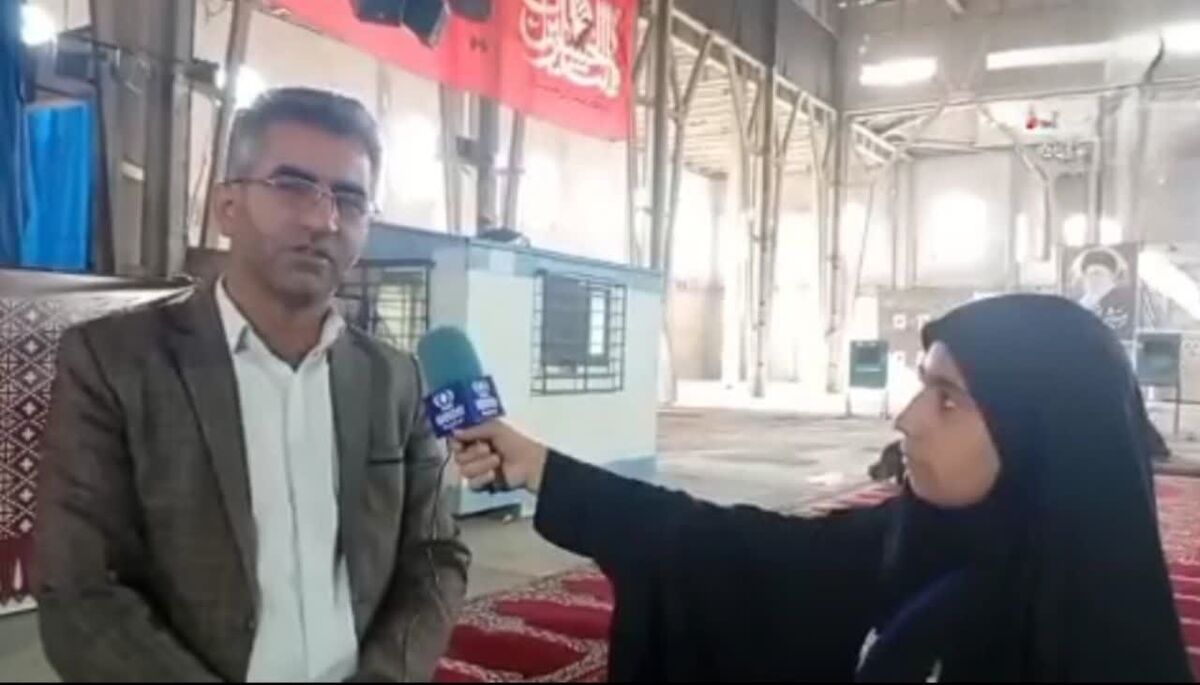 دانش آموزان با درک درست از انسجام مردم،در مقابل دشمن می ایستند