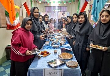 طنین شادی دانش‌آموزی در آستانه دو جشن ملی و مذهبی