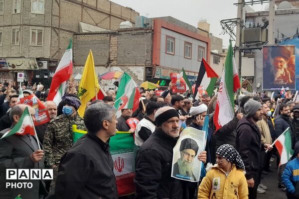 تجدید پیمان مردم ولایتمدار بهارستانی با سومین رهبر انقلاب در روز قدس