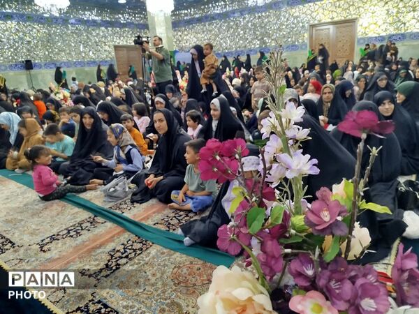 برپایی آیین «شکوه مادری» در قم