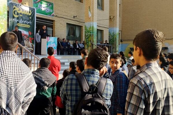 نواخته شدن زنگ آغاز هفته بسیج در ناحیه دو شهرری 