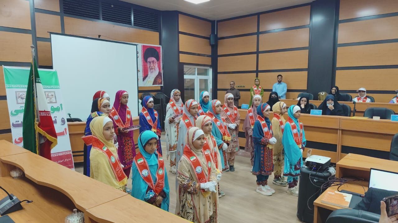 گردهمایی مدیران سازمان دانش‌آموزی سیستان و بلوچستان در چابهار