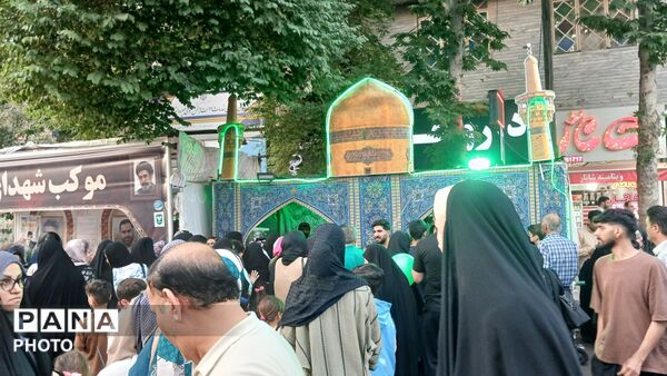 جشن غدیر در جایگاه بعثت خیابان انقلاب خرم‌ آباد
