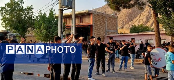 تاسوعای حسینی مکتب ایثار وآزادگی 