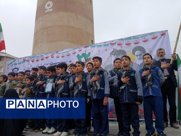 خروش حماسی مردم کردکوی در آیینه‌ شکوه ۲۲ بهمن