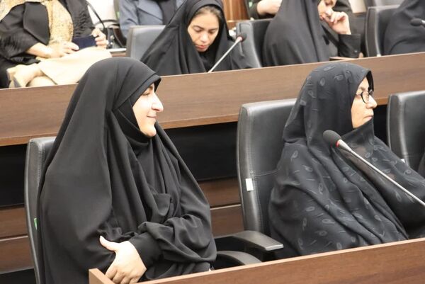 نشست همدلی بانوان در تحکیم وحدت ملی در تربت‌حیدریه 