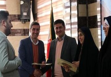 مراسم تجلیل و قدردانی از نخبگان و فعالان شهرستان فیروزکوه