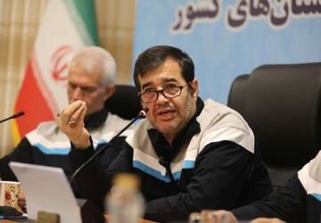 مهارت آموزی و کار گروهی پایه موضوع سواد حرکتی است