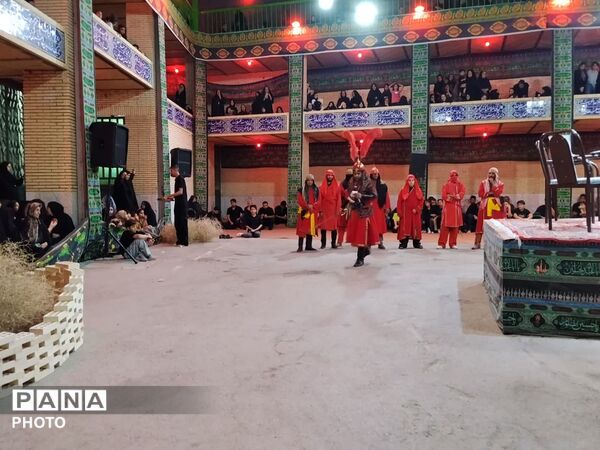 تعزیه؛ آیینی که صحنه را روایت کربلا می‌کند