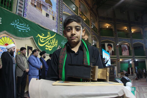 تجلیل از پیر غلامان حسینی در آیین نخل عاشقی ۲