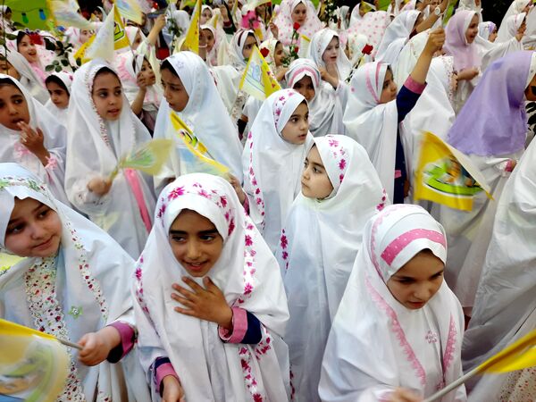 اجتماع بزرگ «روزه اولی‌ها» در ورزشگاه شهید‌شیرودی 