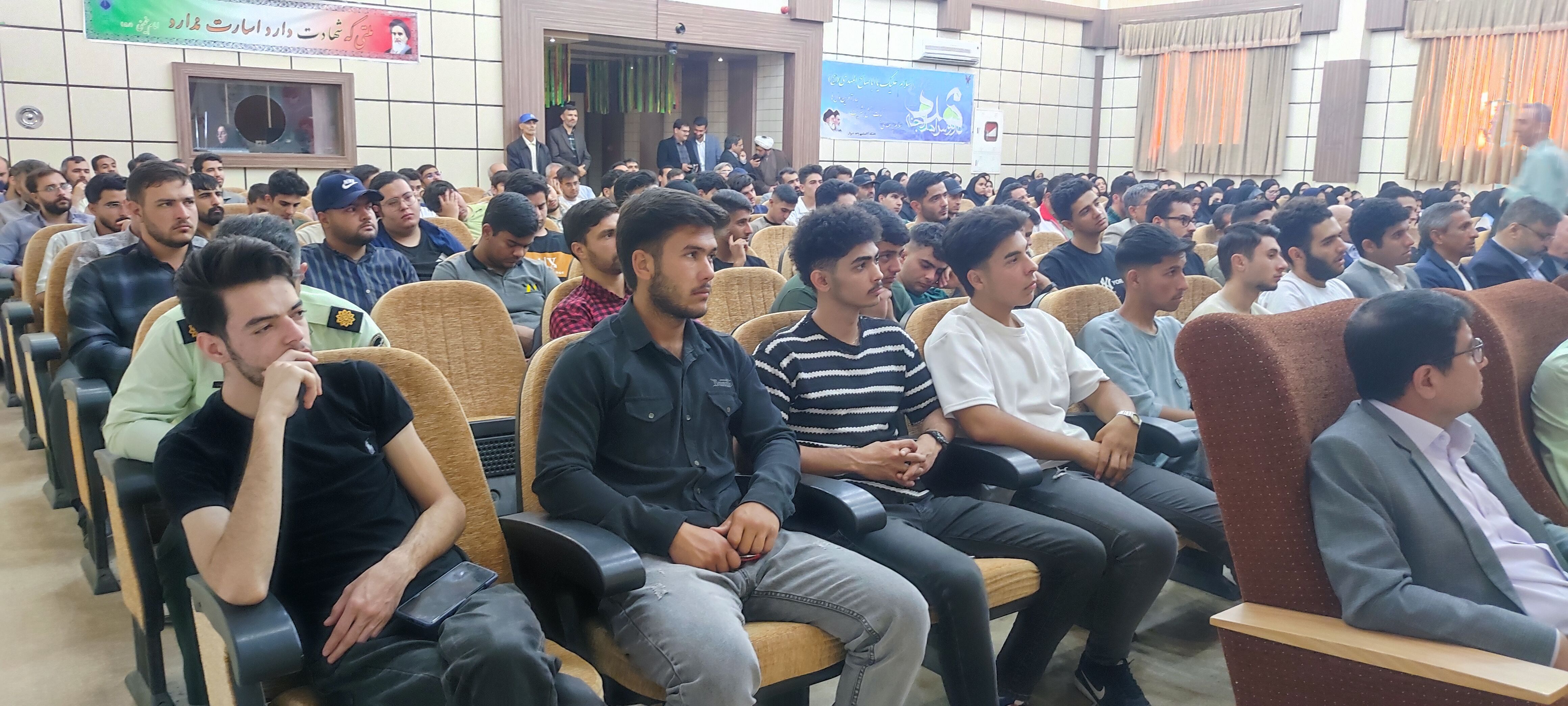برگزاری چهارمین یادواره ۹ دانشجوی شهید شهرستان شیروان