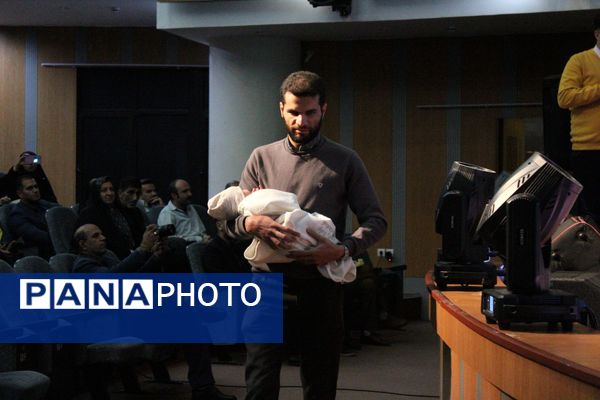 اختتامیه جشنواره ملی هنری در شهرکرد‌