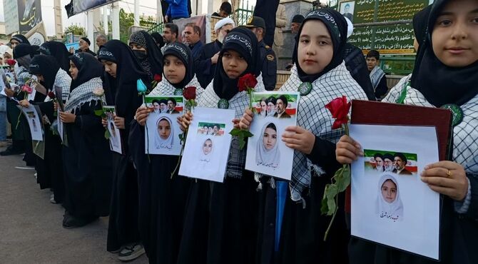 گزارش خبرنگار پانا از چهلمین روز شهادت قائد امت و شهدای میناب