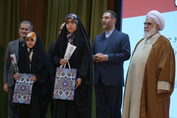 همایش «مکتب مقاومت، مکتب آرمانی»