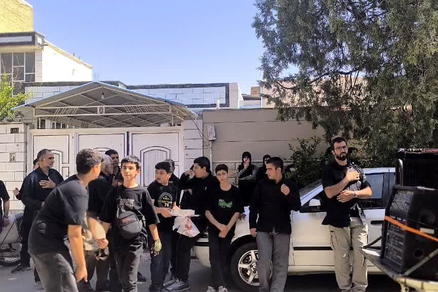  آیین سنتی جمع‌آوری علم در زرقان