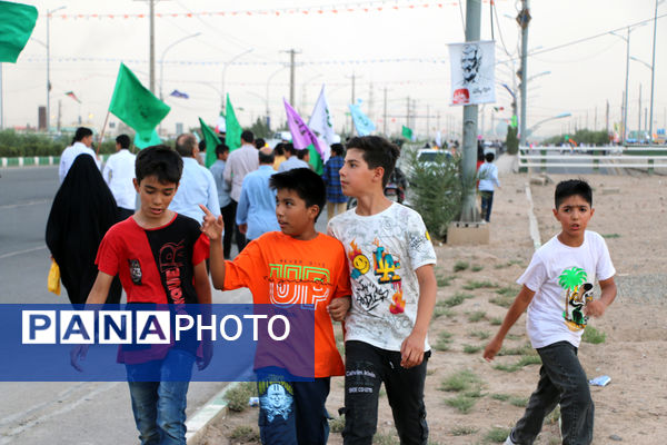 شادپیمایی مردم قم به مناسبت عید غدیر-1