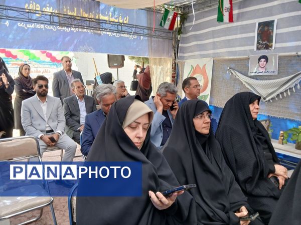  آیین تجدید میثاق دانش‌آموزان هنرستان امام حسن مجتبی (ع) با شهدای غواص دریادل