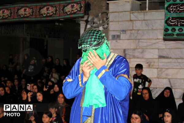 بازخوانی حماسه حضرت قاسم(ع) در پنجمین شب اجرای تئاتر مذهبی نظرآباد