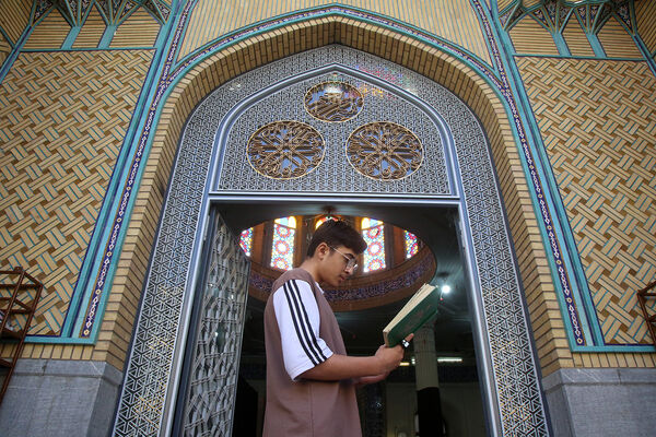 اعتکاف خادمان نوجوان حرم حضرت معصومه(س)