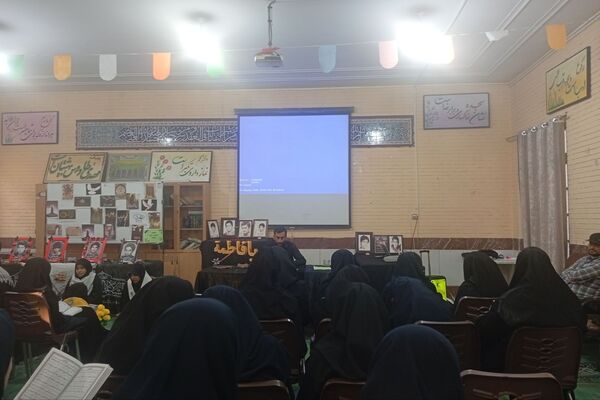 یادواره شهدا و محفل قرآنی و مراسم عزاداری دهه دوم فاطمیه در دبیرستان نرجس