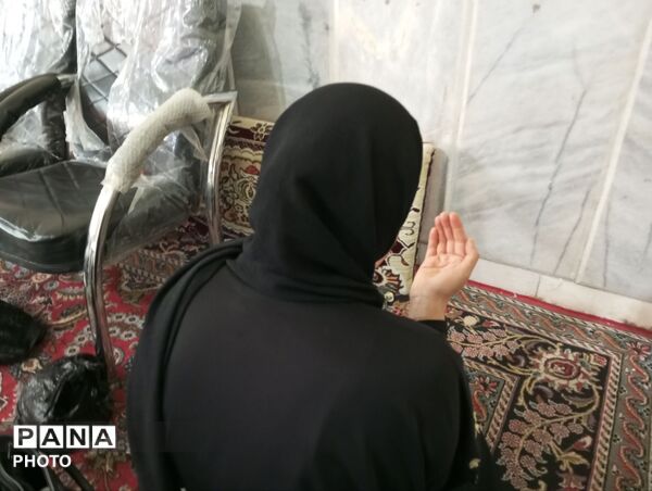 عید بندگی در مسجد ابوالفضلی نیشابور 