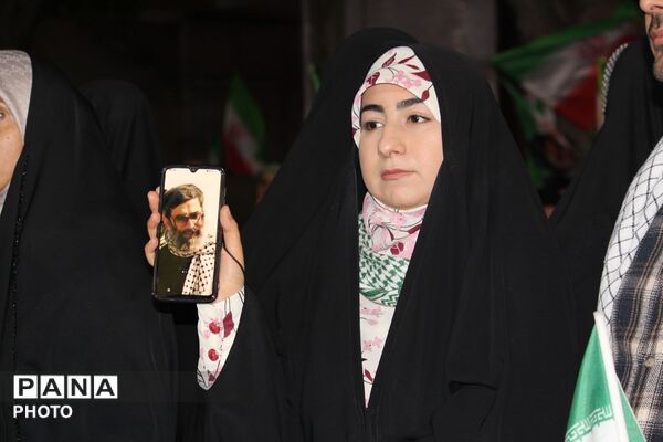 خیابان‌های شهر، آینه اتحاد مردم با کشور