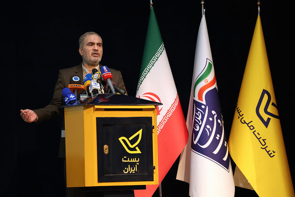 مراسم افتتاح ۳ سامانه تجزیه هوشمند برای انواع مرسولات پستی