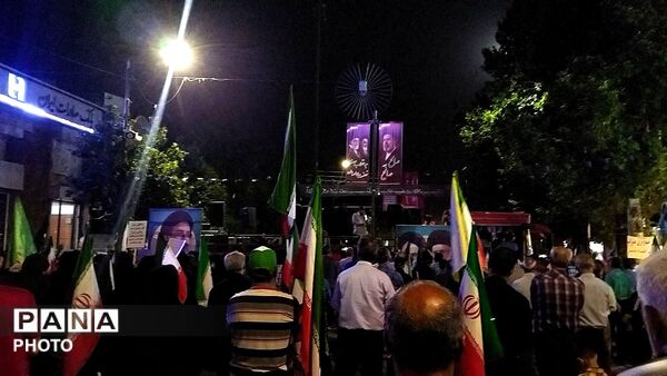  باز هم قراره شبانه مردم در حسینیه امام خامنه‌ای نیشابور