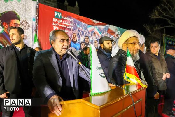 بانوان ملی پوش فوتبال در جمع تجمعات مردمی تبریز برای وطن