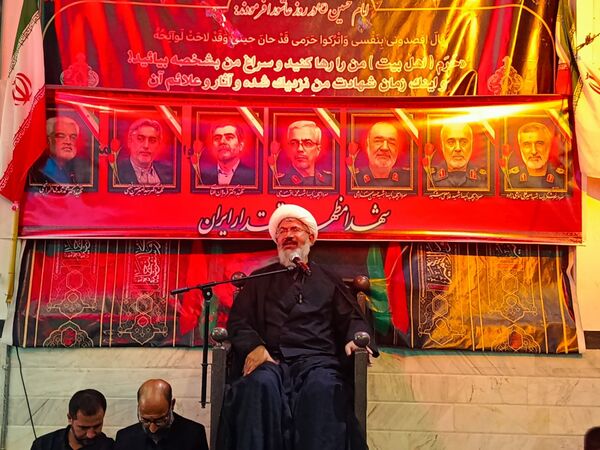 نوای “لبیک یا حسین” در شب پنجم محرم در رزق آباد طنین‌انداز شد