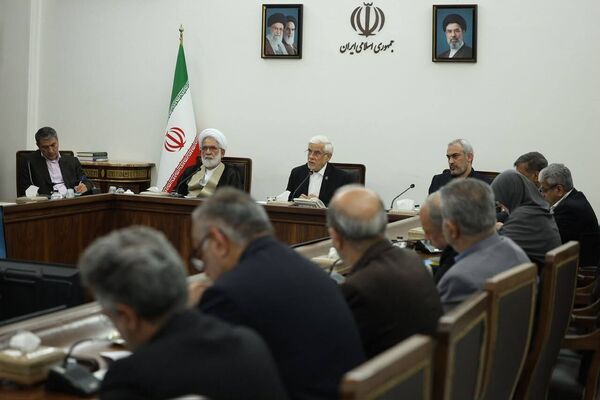 تأکید عارف بر ضرورت استفاده مؤثرتر از ظرفیت مولدسازی دارائی های دولت