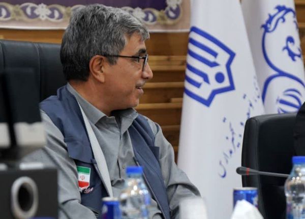 نشست خبری مدیرکل نوسازی مدارس استان اصفهان با دانش آموز خبرنگاران پانا