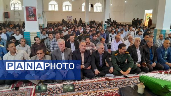 مراسم گرامیداشت شهدای بمباران هوایی شهرستان ایوانغرب