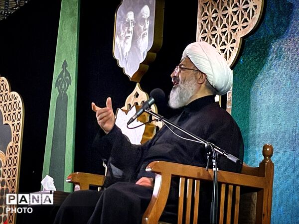 سخنرانی امام جمعه شهرستان کاشمر در حرم مطهر رضوی